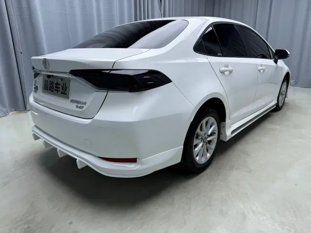 Toyota Corolla — Фото автомобиля 4