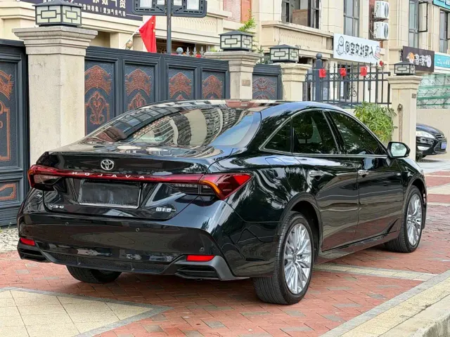 Toyota Avalon — Фото автомобиля 7