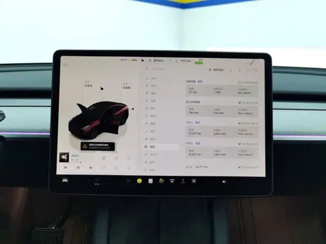 Tesla Model Y — Фото автомобиля 13