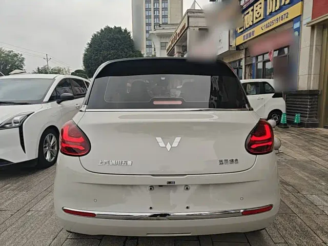 Wuling Bingo — Фото автомобиля 5