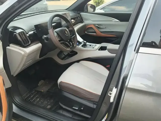 BYD Song Pro — Фото автомобиля 9