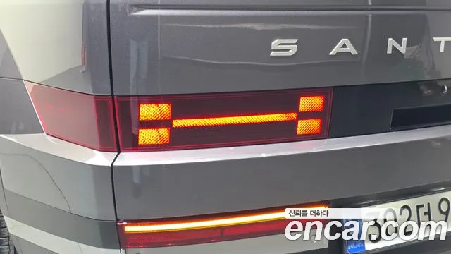 Hyundai Santa Fe MX5 — Фото автомобиля 8