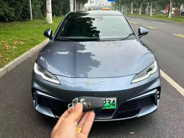 BYD Seal 06 GT — Фото автомобиля 2
