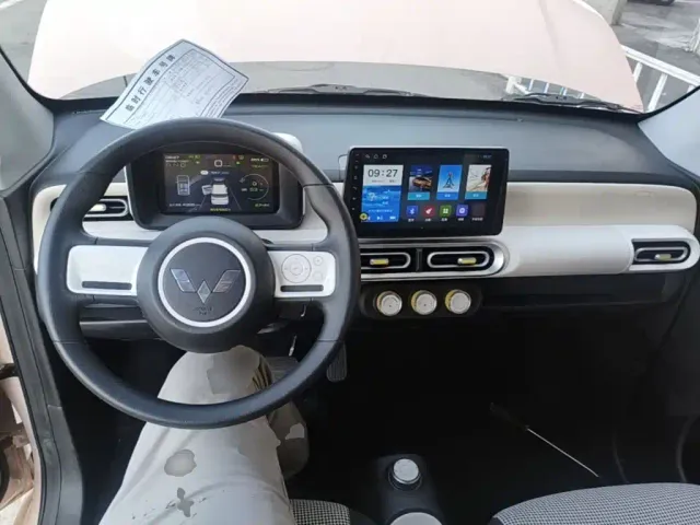 Wuling Hongguang Mini EV — Фото автомобиля 9