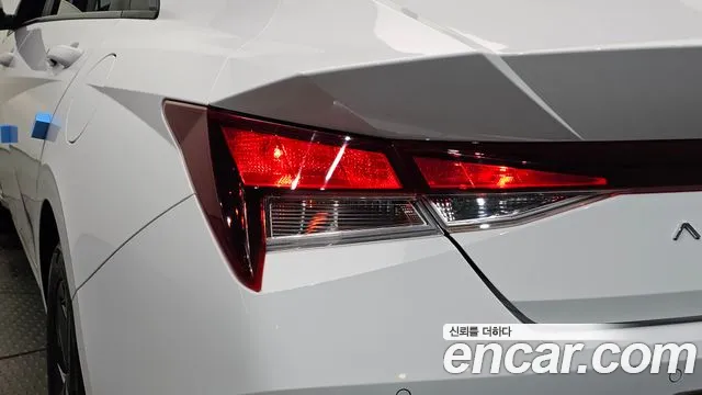 Hyundai Avante CN7 — Фото автомобиля 23
