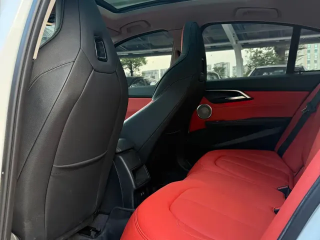 BMW 1 Series — Фото автомобиля 6