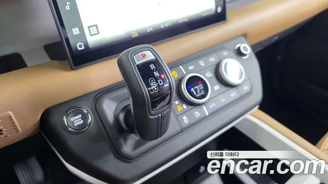 Land Rover Defender Defender (L663) 110 P300 X-Dynamic SE — Фото автомобиля 8