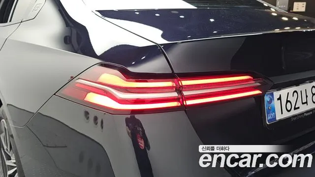 BMW 5-Series — Фото автомобиля 18