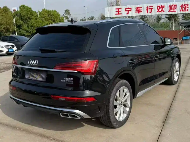 Audi Q5L — Фото автомобиля 9