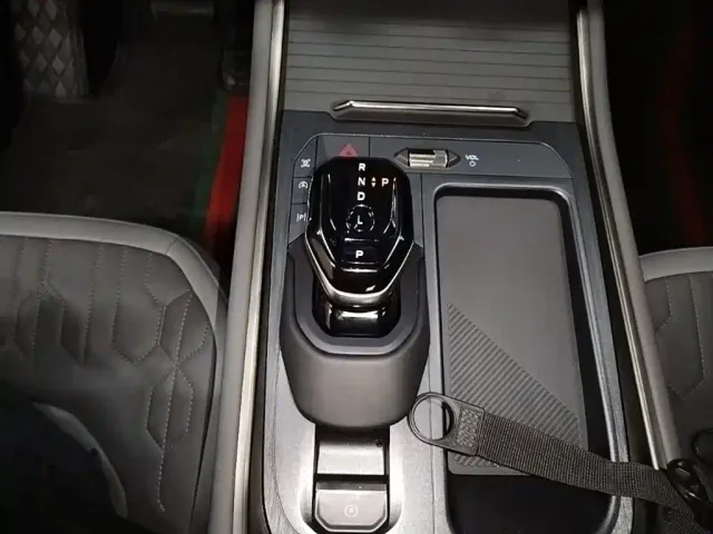 Ford Edge — Фото автомобиля 13