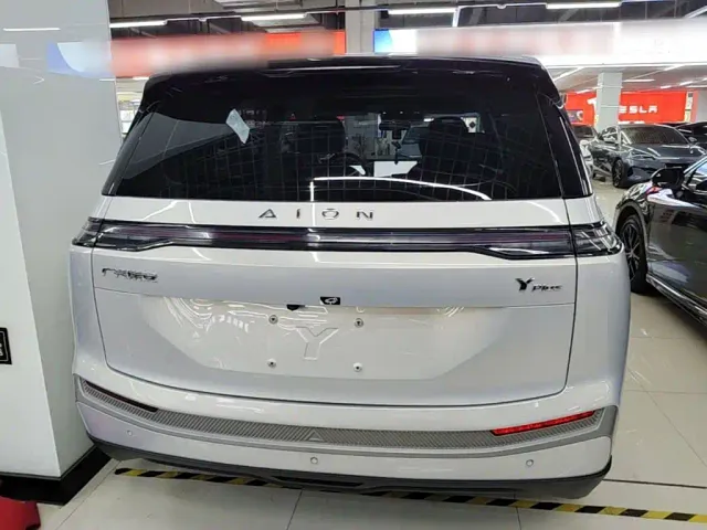 GAC Aion Y — Фото автомобиля 5