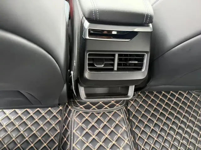 Geely Xingrui — Фото автомобиля 12