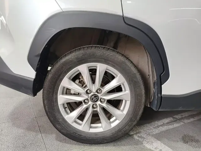 Toyota Corolla Cross — Фото автомобиля 18