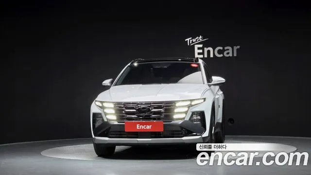 Hyundai Tucson Новый Tucson (NX4) Бензин 1.6 турбо 2WD — Фото автомобиля 2