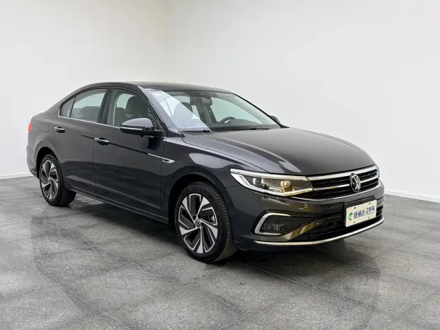 Volkswagen Bora — Фото автомобиля 3