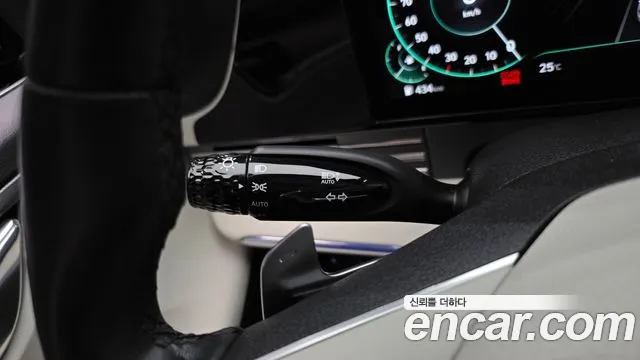 Hyundai Grandeur (New) Hybrid — Фото автомобиля 30