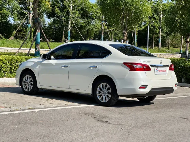 Nissan Sylphy — Фото автомобиля 19