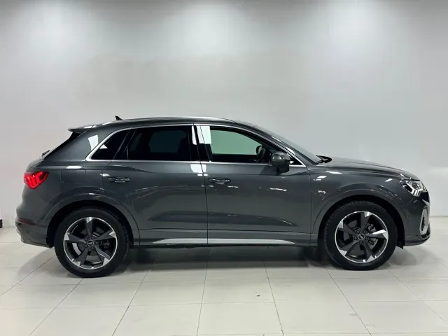 Audi Q3 — Фото автомобиля 4