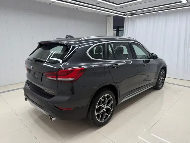 BMW X1 — Фото автомобиля 6