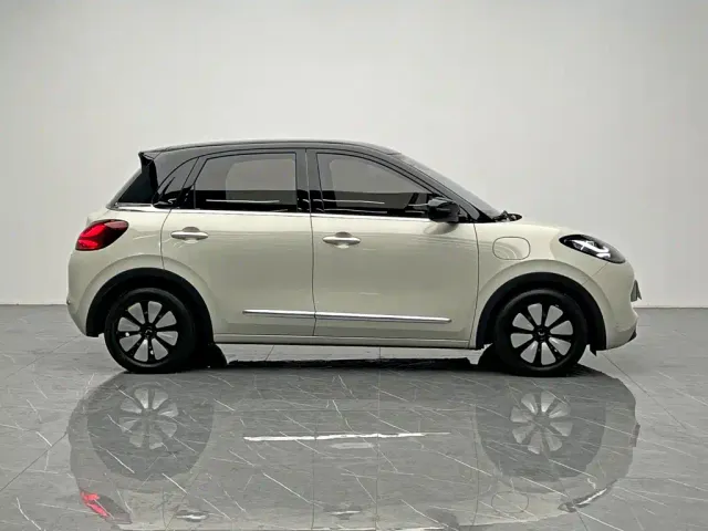 Wuling Bingo — Фото автомобиля 7