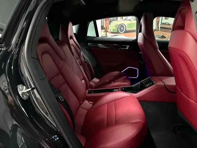 Porsche Panamera — Фото автомобиля 29