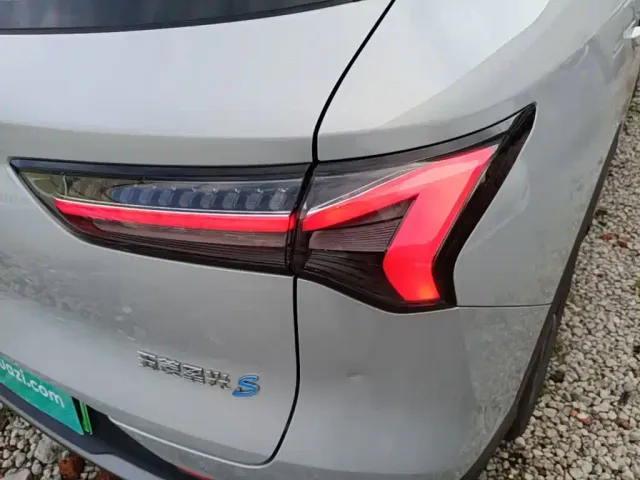 Wuling Starlight S — Фото автомобиля 23