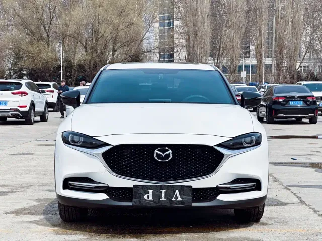 Mazda CX-4 — Фото автомобиля 2