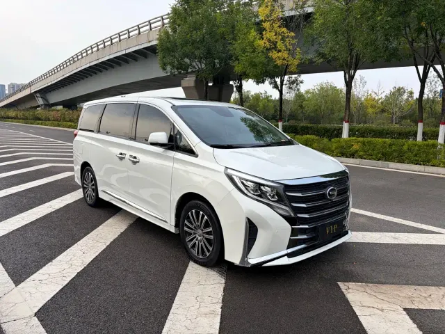 GAC Trumpchi M8 — Фото автомобиля 3