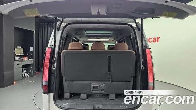 Hyundai Staria Staria 4WD Lounge 7 мест — Фото автомобиля 20