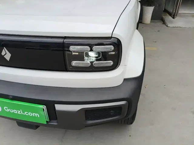 Baojun Yep — Фото автомобиля 23
