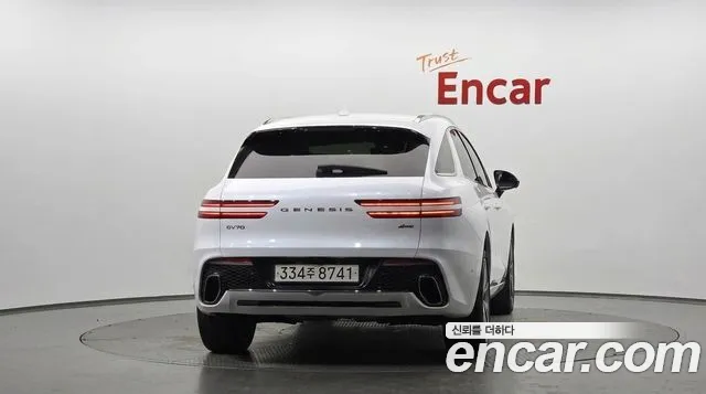 Genesis GV70 — Фото автомобиля 4