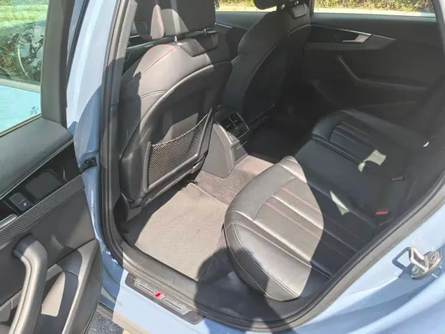Audi A4L — Фото автомобиля 6