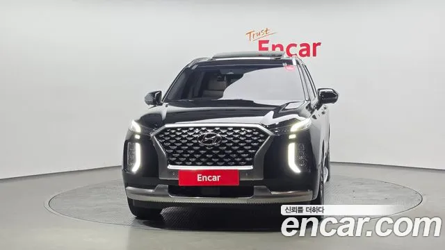 Hyundai Palisade Palisade Дизель 2.2 2WD — Фото автомобиля 3
