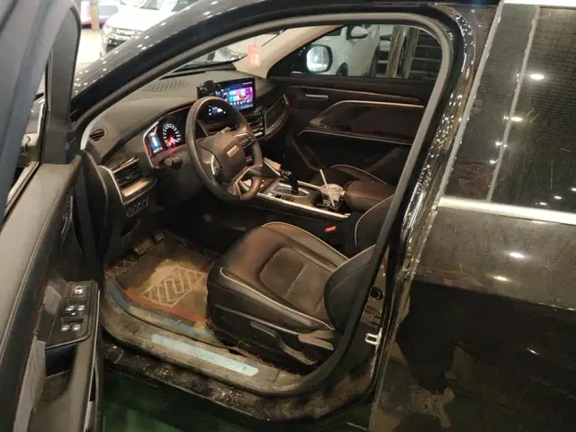 Haval H6 — Фото автомобиля 9
