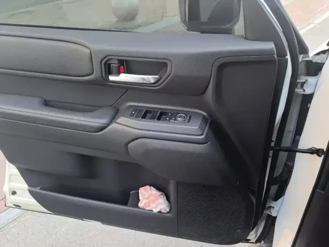Toyota Prado — Фото автомобиля 7