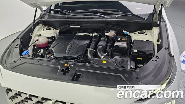 Hyundai Santafe Новый Santa Fe Бензин 2.5T 2WD — Фото автомобиля 6