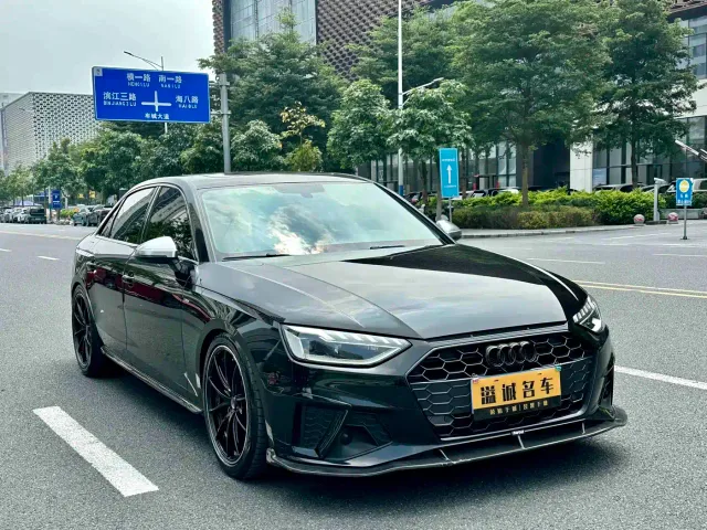 Audi A4L — Фото автомобиля 3