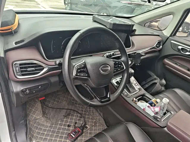 GAC Trumpchi M6 — Фото автомобиля 9