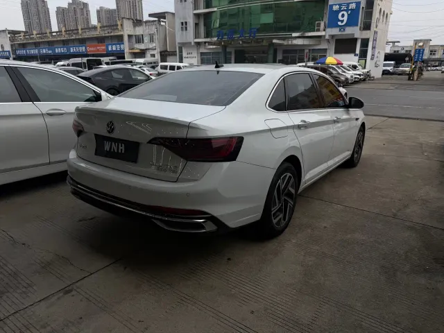 Volkswagen Sagitar — Фото автомобиля 4