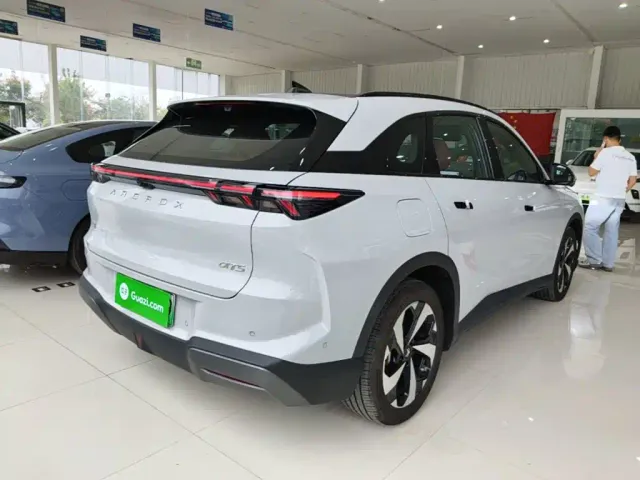 Arcfox Alpha T5 — Фото автомобиля 6