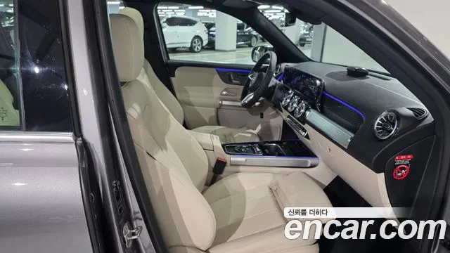 Mercedes-Benz EQB — Фото автомобиля 17