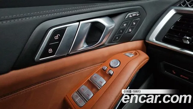 BMW X7 — Фото автомобиля 26