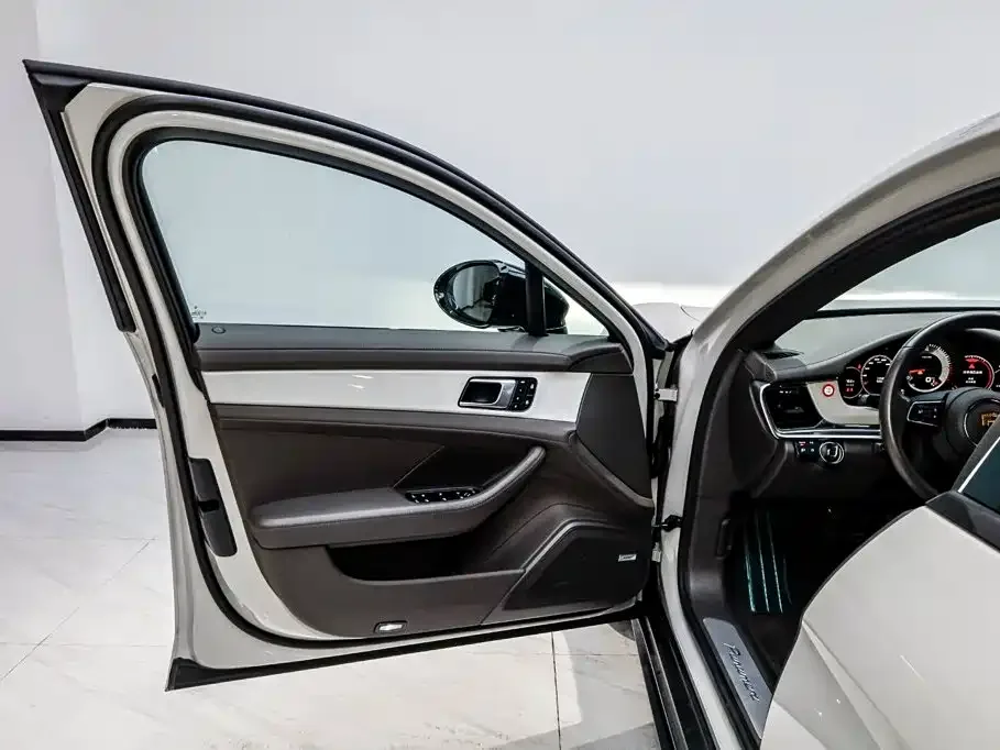 Porsche Panamera 2022 Panamera 2.9T — Фото автомобиля 4