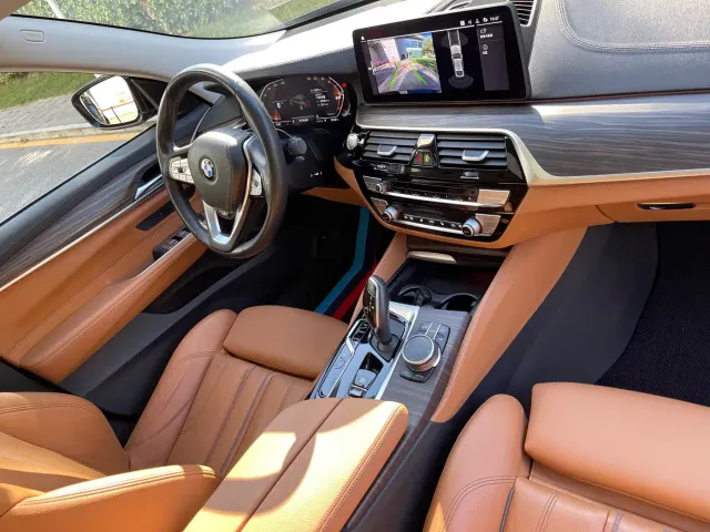 BMW 6 Series Gran Turismo — Фото автомобиля 21