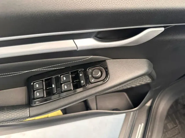 Geely Emgrand — Фото автомобиля 5