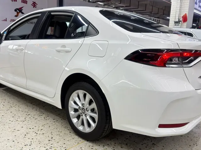 Toyota Corolla — Фото автомобиля 4