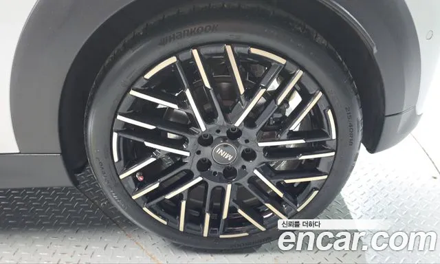 MINI Cooper 4th Gen — Фото автомобиля 6