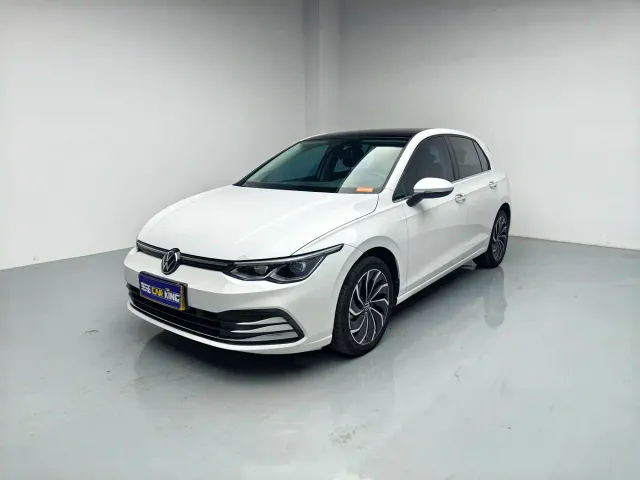 Фотография автомобиля — Volkswagen Golf