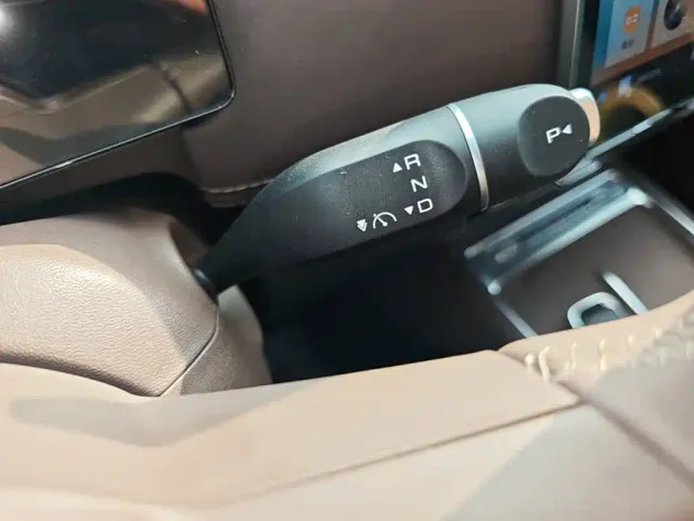 Wuling Starlight 730 — Фото автомобиля 13