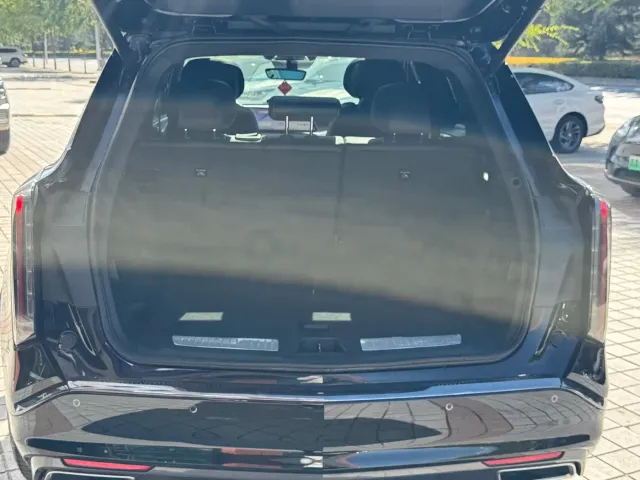 Cadillac XT5 — Фото автомобиля 15